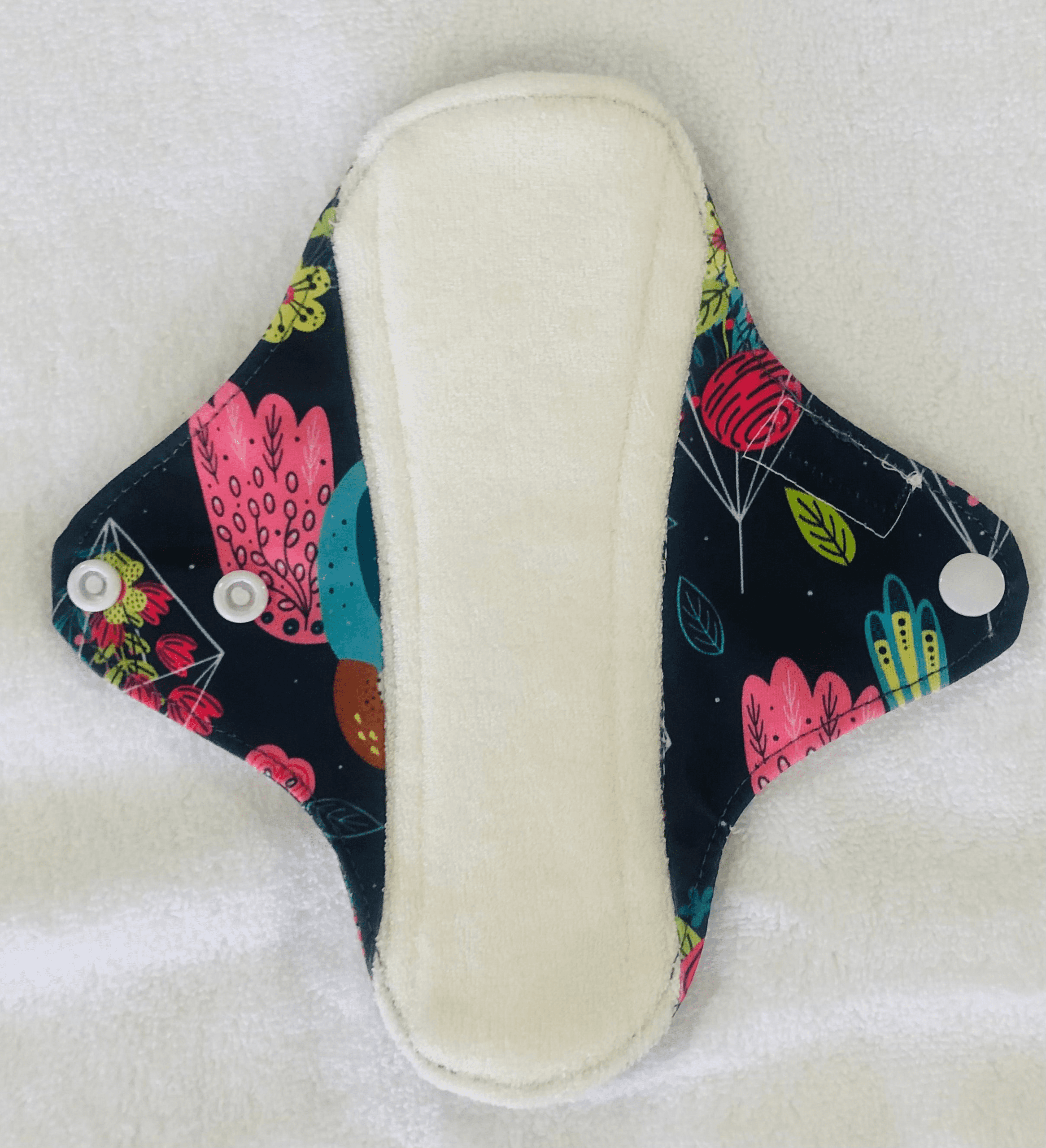 Bloombird Dark Reusable Bamboo Cotton Cloth Pads