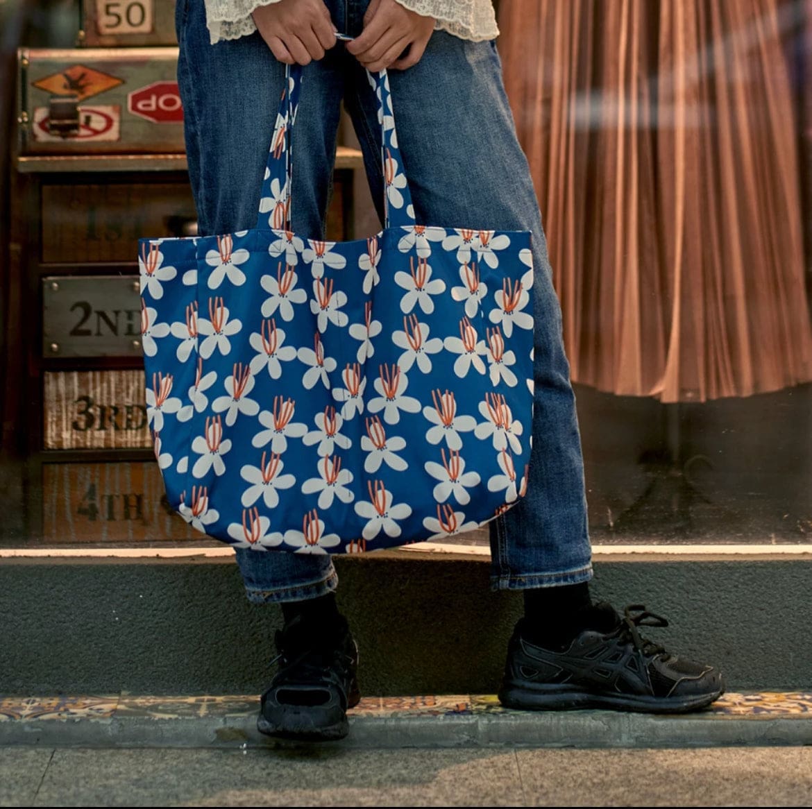 The Sunflowers Beach/Shopping/Swim Tote Bag - Image 11